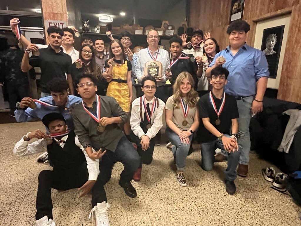 Lindsey Cook tweet media