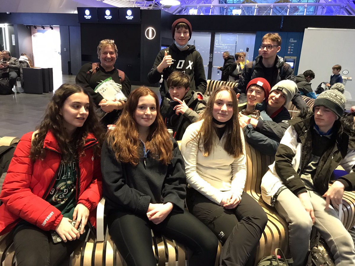 TGS_Iceland's tweet photo. All stocked up in snacks and ready to board the plane. What a fab trip snd what brilliant students! Thanks all. https://t.co/3CRdjX5O3X
