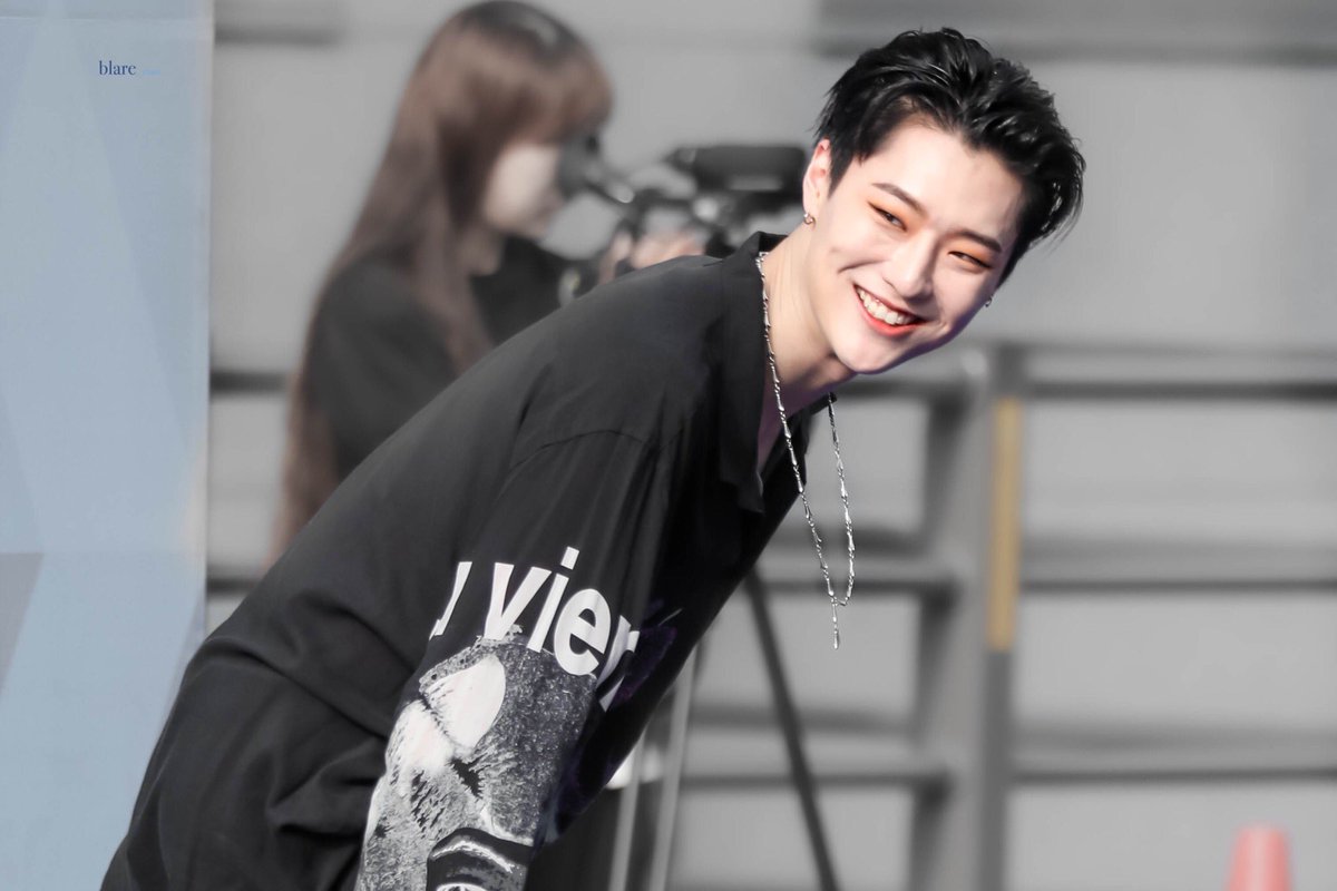 hourly seungyoun (temporary rest) tweet media