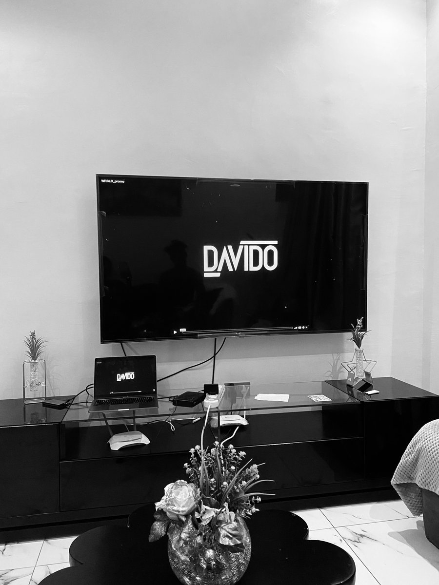 blaccmajek's tweet image. VIP EXPERIENCE 🌚 #DavidoatTheO2 #DavidoO2 #WRBLO2