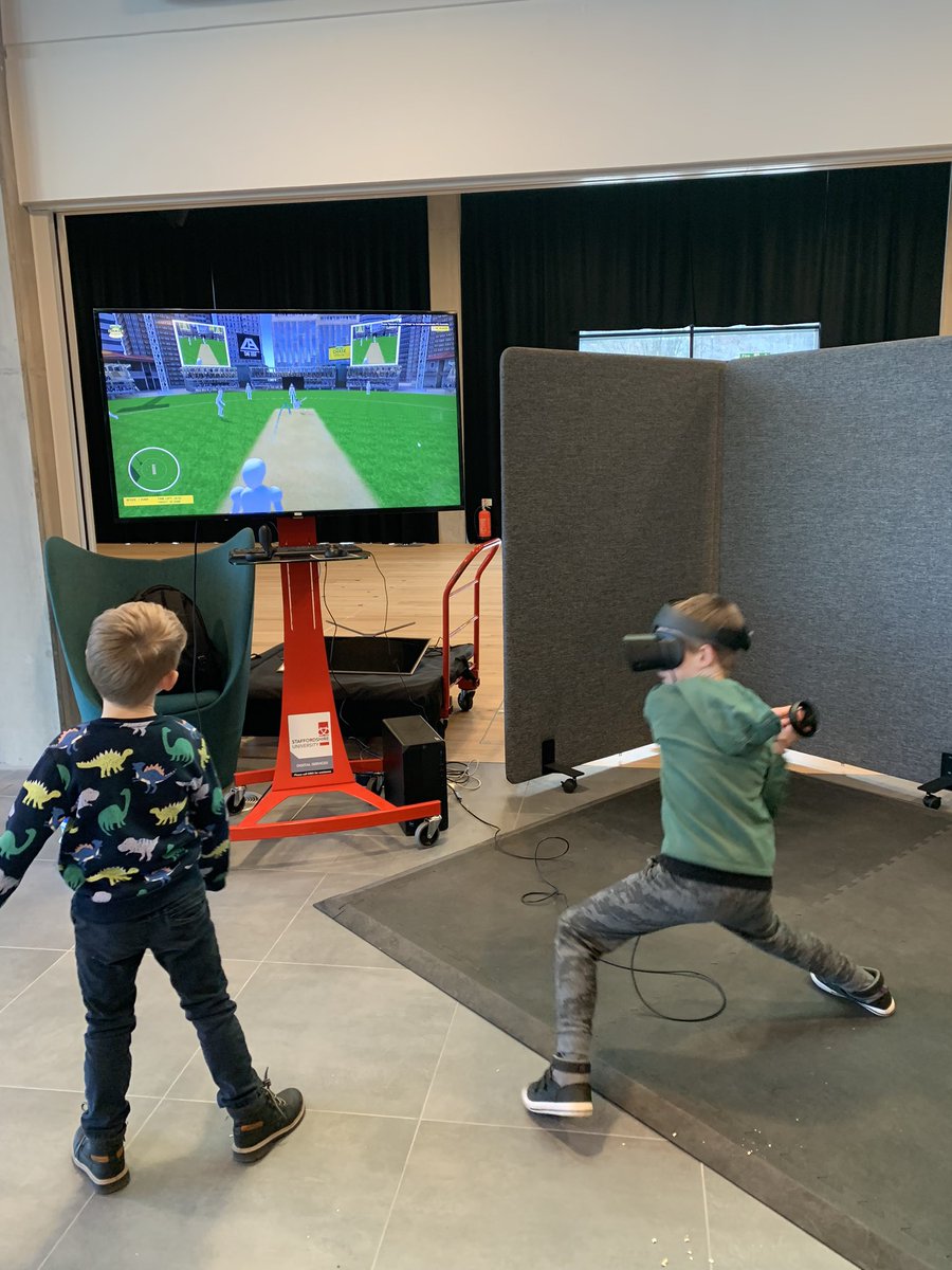 Emma Davies tweet media