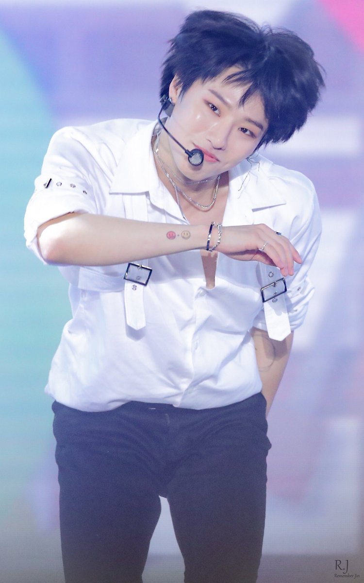 hourly seungyoun (temporary rest) tweet media