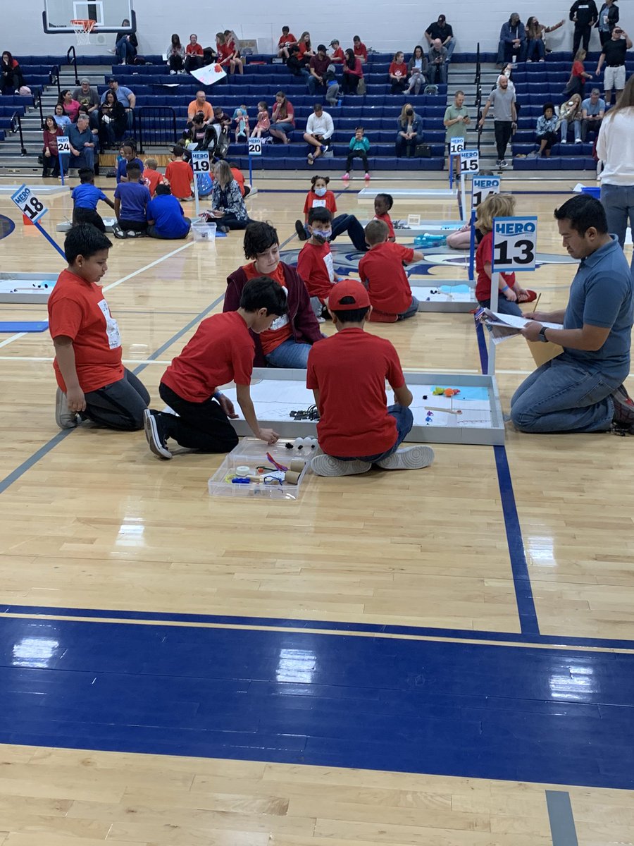 MTharling's tweet photo. So proud of these Owls! @HumbleISD_OE https://t.co/NahHya3ZJf