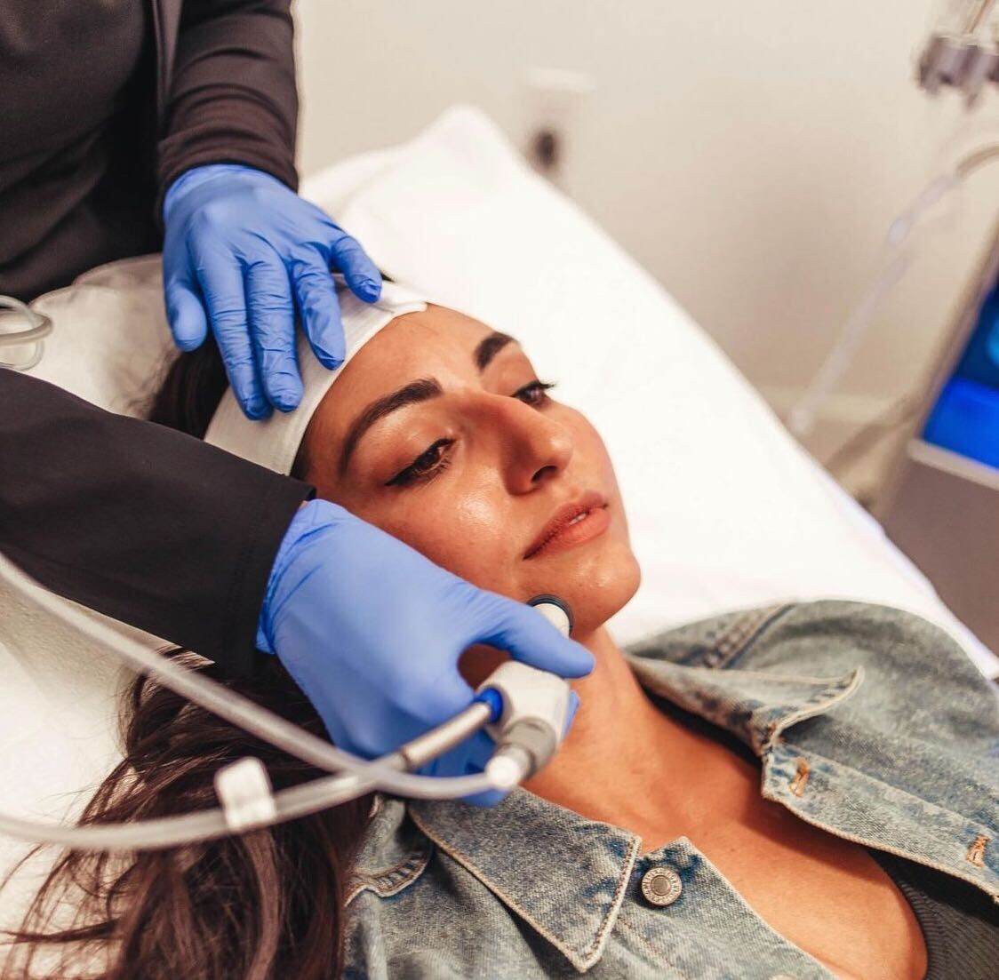 Infuser by Hydrafacial® provides all the monthly basics your skin needs to thrive. 🤗✨

Contact us today: 
💌 info@skinfive.com
☎️ Century City: (424) 313-8242
☎️ Pacific Palisades: (424) 322-8780

#medspa #skinfivebyavamd #hydrafacial #clearskin