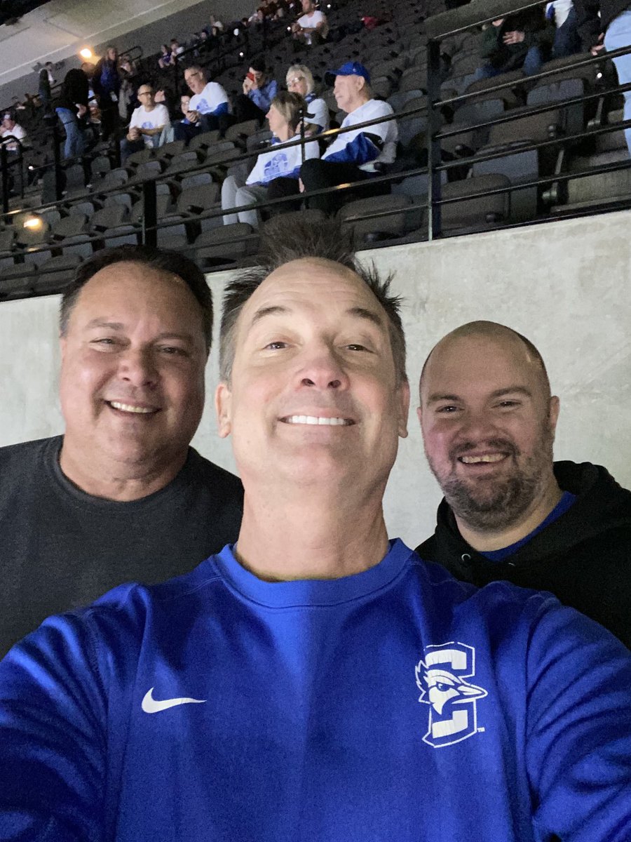 Robnovak23's tweet photo. Brosday Bluejay Win. Let it Fly!!  #GoJays https://t.co/FbQSeOU8au