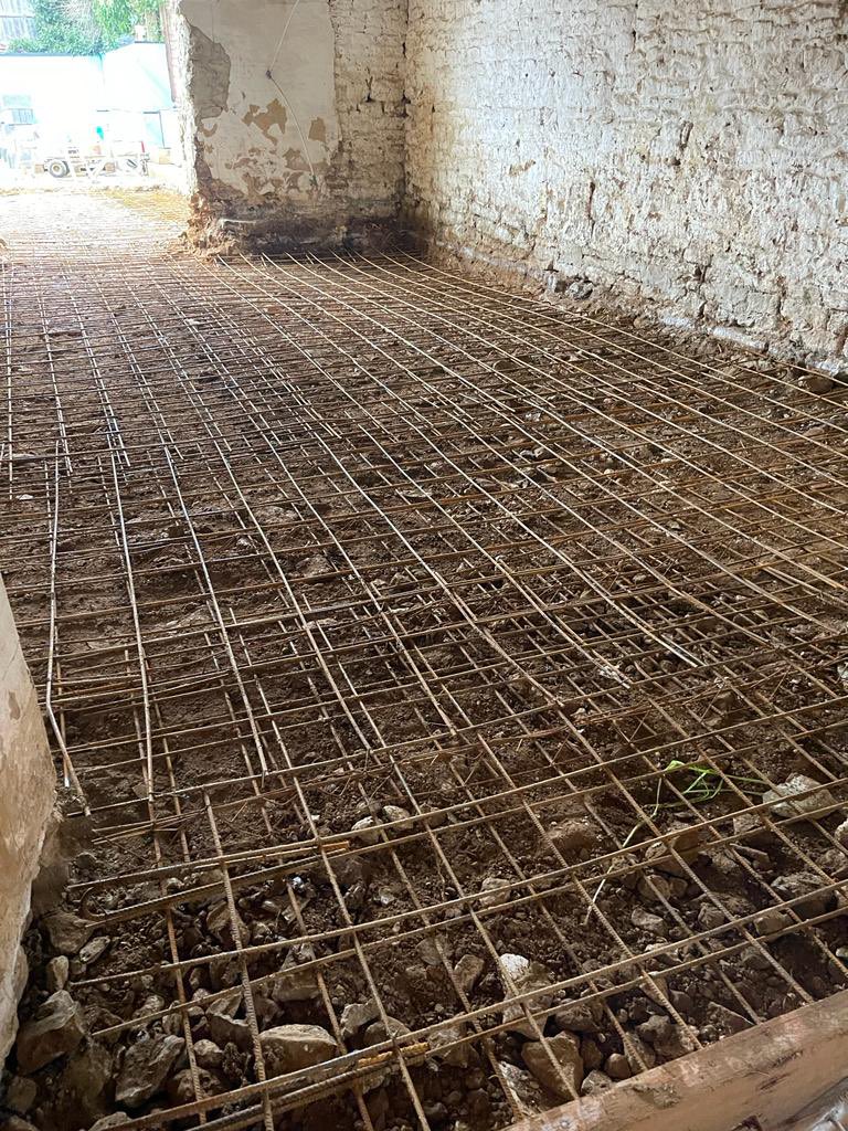 HookyJoe's tweet photo. End of another busy week, I always said I’d be happy when I see a hole in the ground and walls being built! https://t.co/6qqJl34SbP