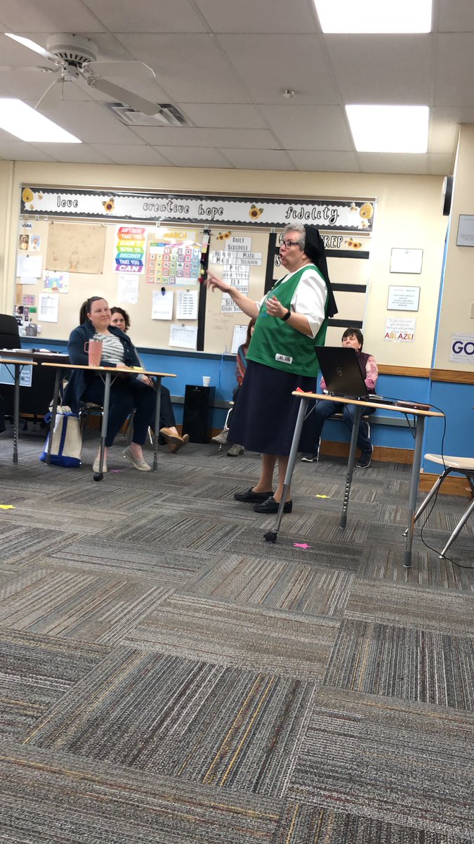 So excited to pop in to Sr. Margert Rose’s <a href="/ihmedcamp/">IHM Edcamp</a> session. #TipsandTricks <a href="/AOPS_Schools/">Archdiocese of Philadelphia Schools</a>