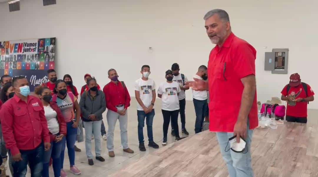 AIDELYSOYON's tweet image. Hoy brindándole homenaje a nuestro líder supremo Hugo Chávez Frías inicia el V Congreso del @PartidoPSUV y IV de la @JuventudPSUV, dónde una vez más se pondrá de manifiesto y desarrollará cada uno de sus pensamientos en pro de continuar construyendo el Socialismo del Siglo XXI