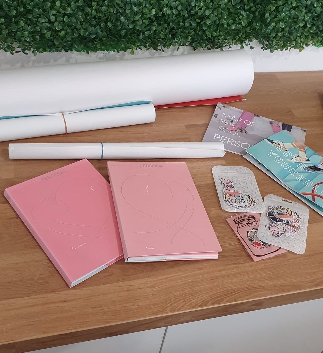 ArmyMuc's tweet photo. Munich Army!
Die 3 Gewinner für die Tombola werden um 16 Uhr bekannt gegeben 💜 Danke an alle Teilnehmer und viel Glück !! 

#SOPEinMUC https://t.co/nyGAS2SnQI