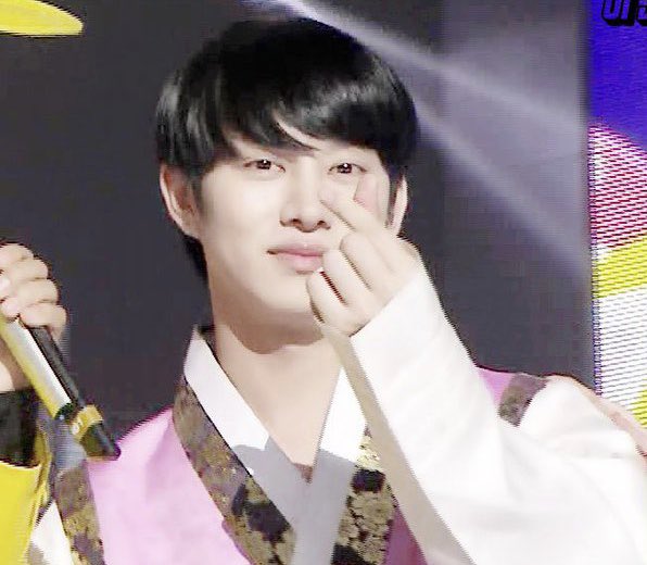 heechularchive's tweet photo. 하트 ♡

#체리업_17주년_축하해 https://t.co/OGog15Wi2F