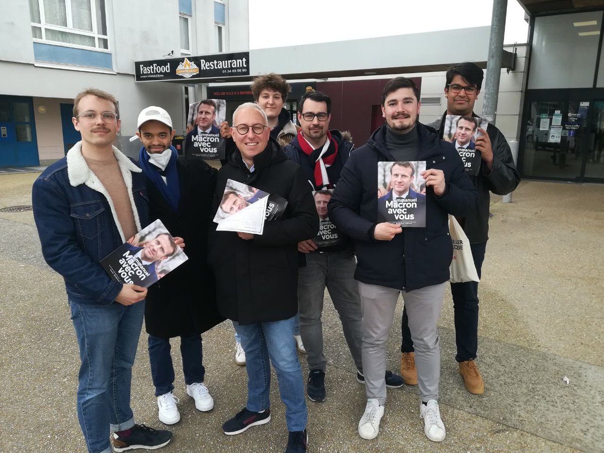 dbaichere's tweet photo. #avecVous Forte mobilisation pour ce lancement de campagne à #MontignyLeBtx et #Guyancourt #circo7801 #Yvelines merci à tous 🚀🇫🇷 #5ansdeplus https://t.co/KMZPCkQpoE