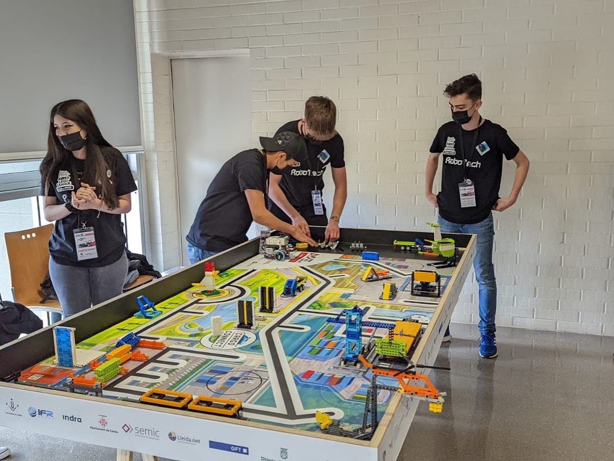 El Carme Lleida tweet media