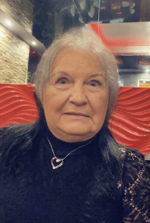 GaryBlack1970's tweet photo. โMy sisterโs 41st birthday. Sheโs had a tough life!โ ๐๐ @ashleyr0bertsx
#ageapp #joke #shewillkillme https://t.co/FWnhvbo2nz