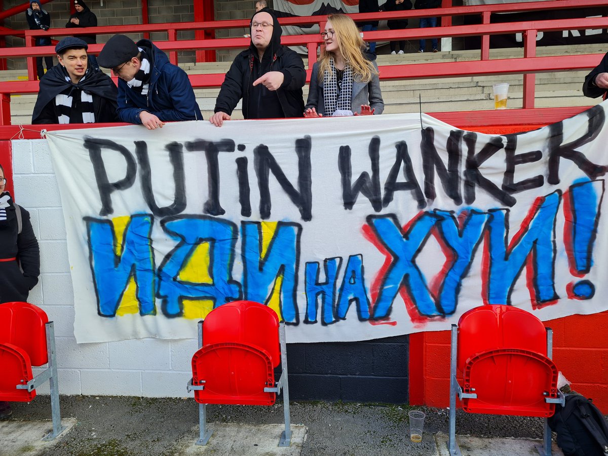 Goggleeyedgirl's tweet photo. FC United v Aks Zly
European Cup Football on a Saturday at 3pm, with beer! Wonderful ❤🤍🖤
#MUFCUM
🟥🟥⬜⬛⬜🟥🟥 https://t.co/qsjGc2vdZx