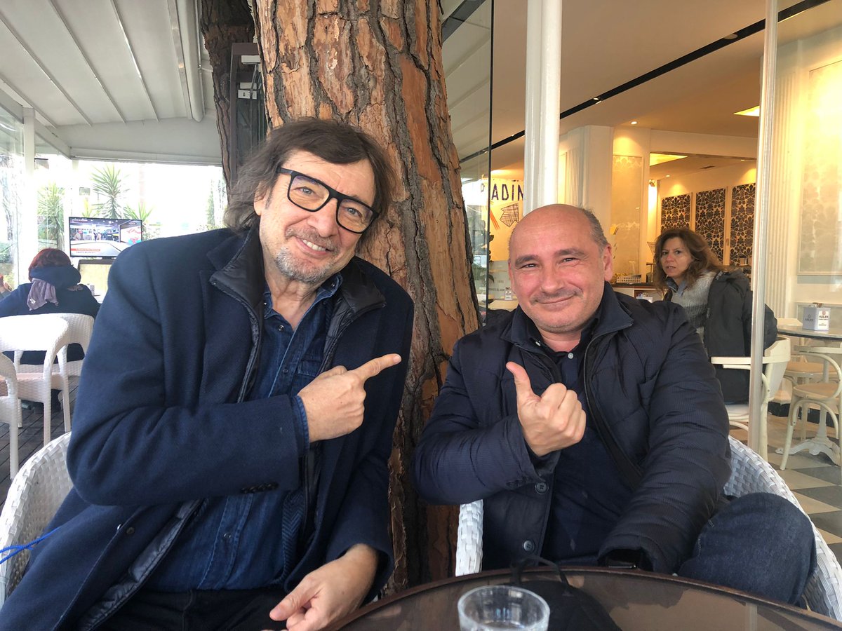 assprodida's tweet photo. #IOLAVOROPERCHICREA
#ProDiDa incontra @CloCecchetto, ineguagliabile #talentscout e artista versatile e vulcanico, vera inesauribile fonte di #arte e creatività.
#spettacolo #musica #radio #TV
@TweetRiccione @SIAE_Official https://t.co/f2DcO02UxE