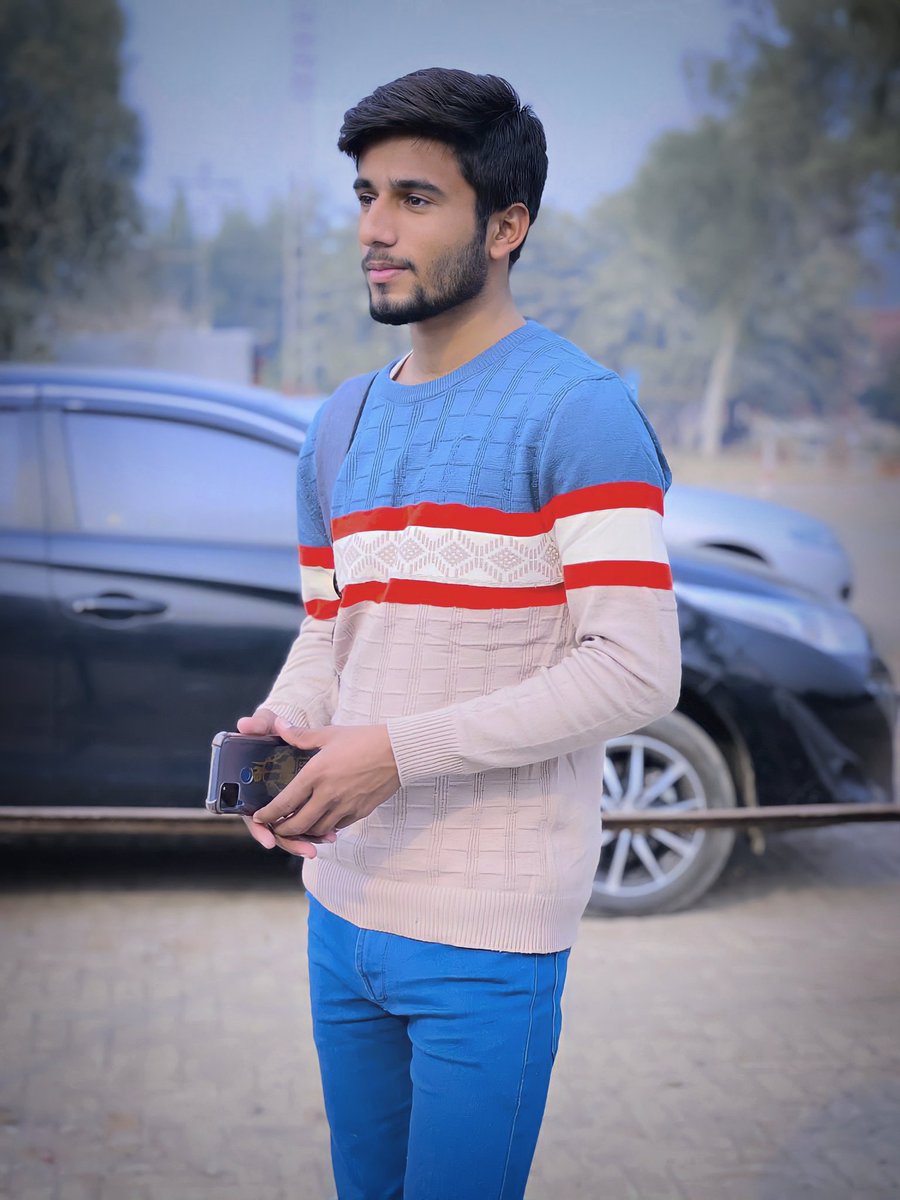 "اور پھر میری مخلصی کو کھینچ کھینچ کر طمانچے مارے گئے۔۔" 😊💔