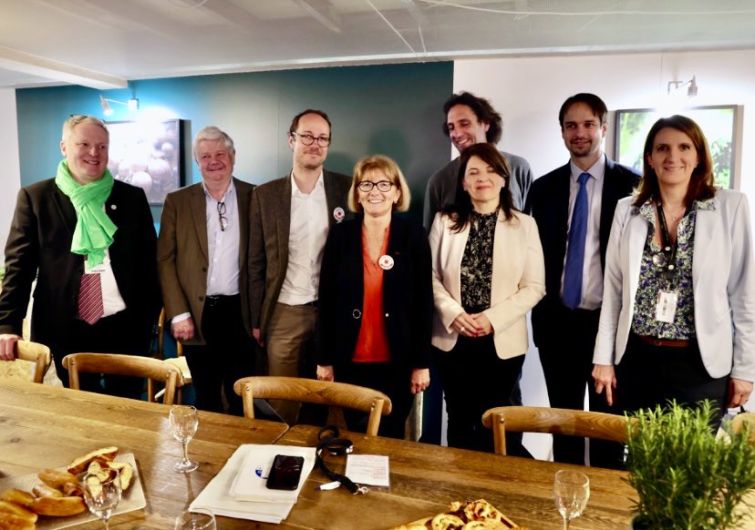 GRDF's tweet photo. #SIA2022 - La #méthanisation, au cœur du @Salondelagri avec une rencontre visant à réaffirmer le soutien de la région @iledefrance et des #collectivités sur la dynamique de la filière #GazRenouvelable.
#Agriculture #Territoires #GRDF #GRDFIDF #EnR #Energie #TransitionEcologique https://t.co/AJrFug7w74