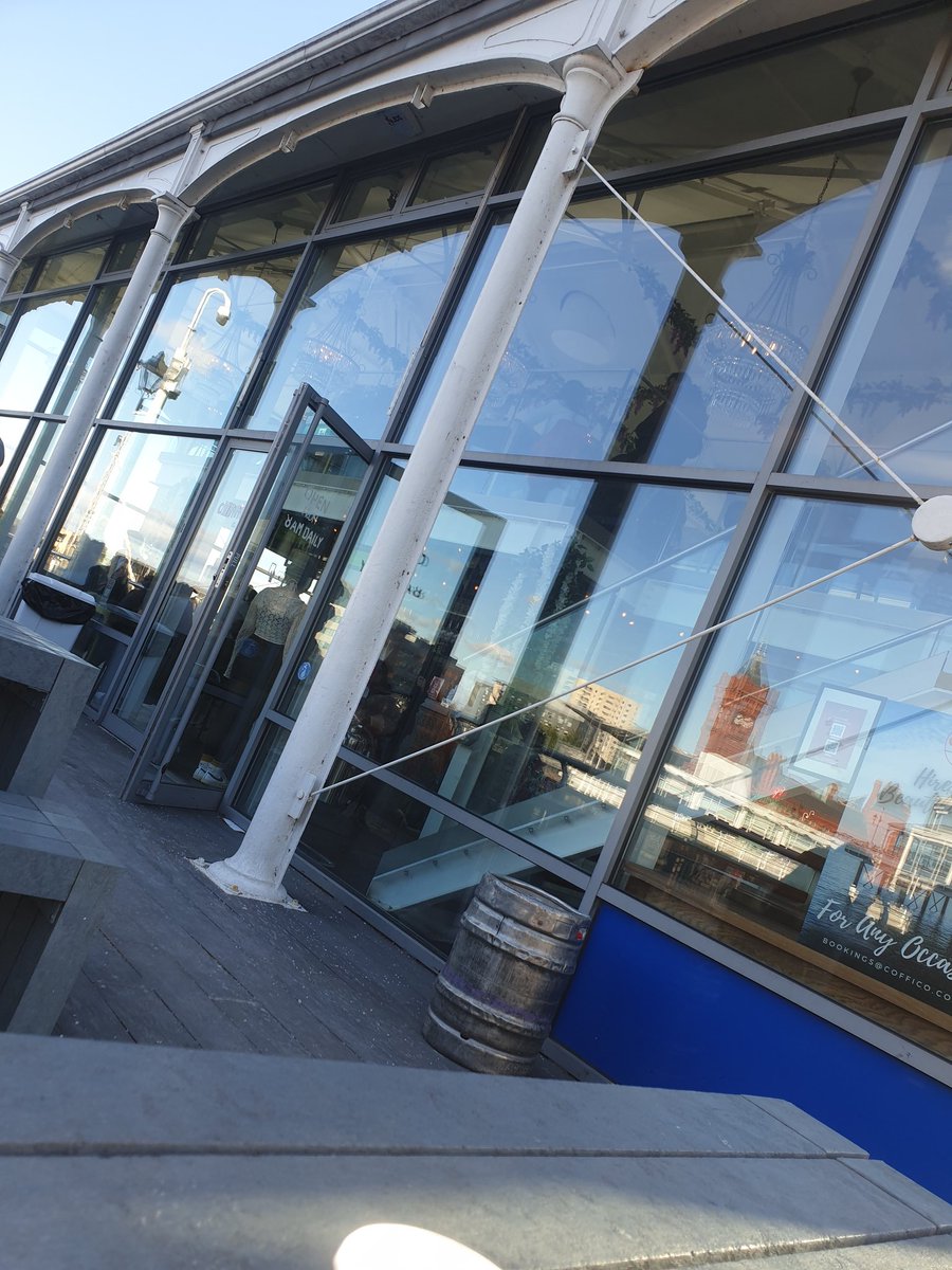 thefletch37's tweet photo. @coffi_co , appalling service at Mermaid Quay this afternoon. Rude staff who just didn't care. #Poorssevice https://t.co/xUMHbezSoD