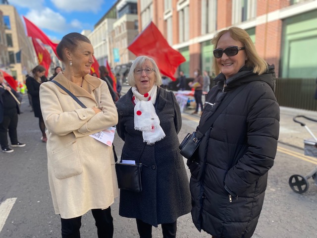 At <a href="/NWCI/">Womenscouncilireland</a> #nowomanleftbehind rally with Noreen Byrne former Chair of the National Women’s Council and activist for women’s rights and my great friend Marion Creely former RTE producer and de facto campaign videographer! 📹🪧❤️ #WomensRights