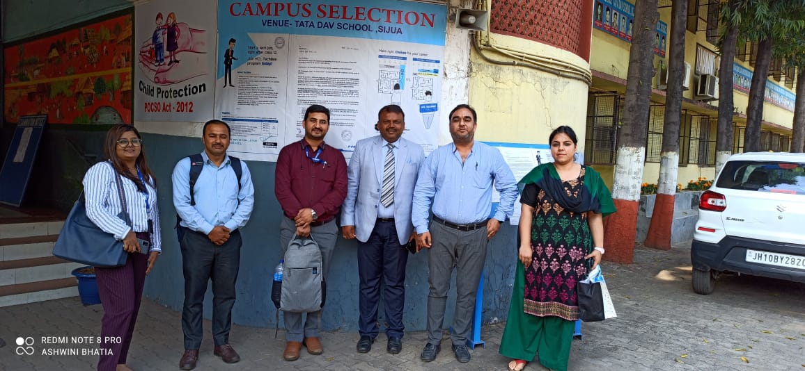 rckunal's tweet image. 115 candidates appeared in #HCLTechBee school connect at Tata DAV Pub Sch, Sijua, Dhanbad. Thanks to DAV Administration.

Special thanks to @MohanKumar2707  arranging such a wonderful session.