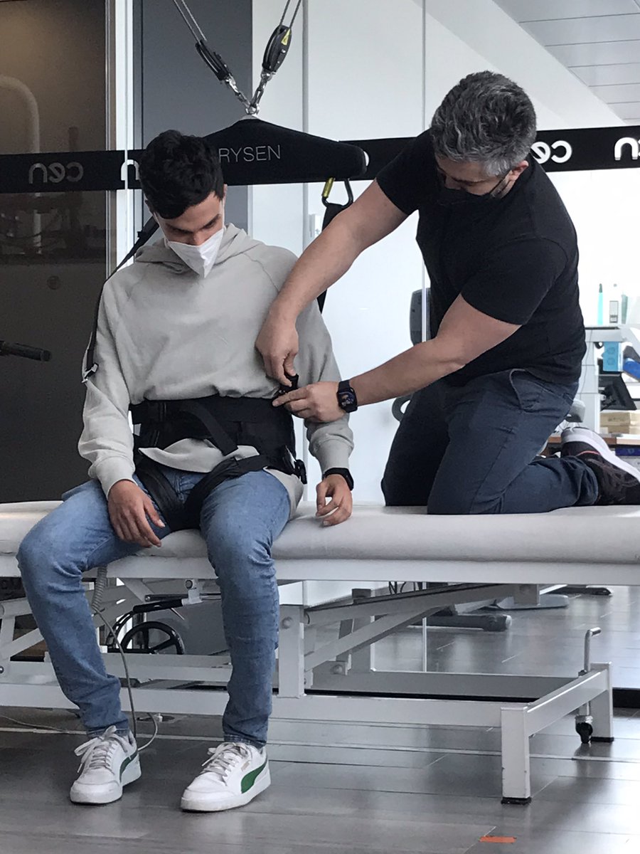 Impresionante la oportunidad que <a href="/CEN_NEURO/">CEN - Centro Europeo de Neurociencias</a> está brindando a las terapeutas del Máster en #DCA de <a href="/FacSalud_UCLM/">FacSalud_UCLM</a> en el seminario de terapias intensivas.