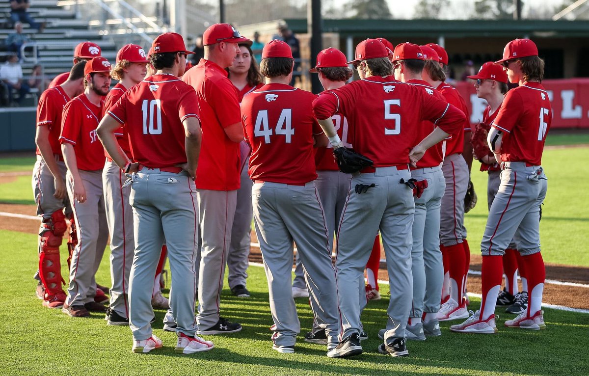 officialplane1's tweet photo. Here are a few shots from the Cleveland Rotary Tournament. #SHSBaseball #boysofspring #NeverBeSatisfied https://t.co/9VuSW5lsmQ