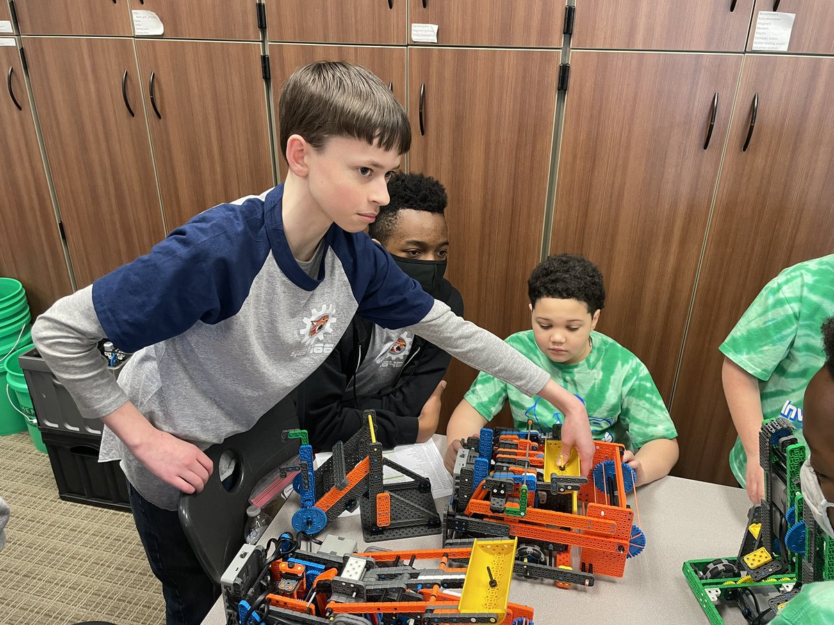 Erin Naylor tweet media