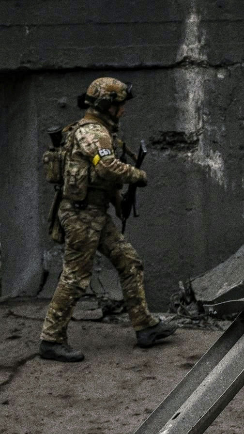 tacticalporn's tweet image. 🇺🇦SBU Alpha today in Irpin, near Kyiv.

#SOF #SpecialForces #TacticalUnit