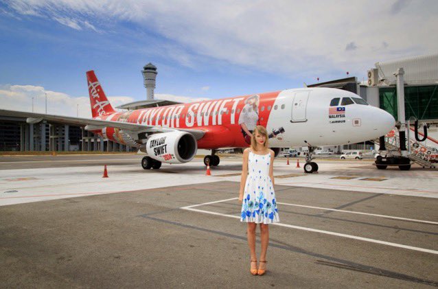 missshowgirl's tweet photo. remember when Taylor Swift https://t.co/ZdTc5U7AcF