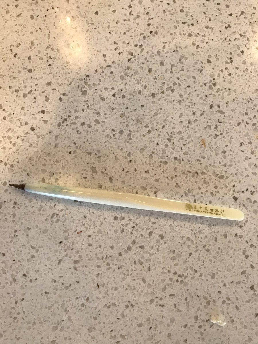 Ambrosita Bierce tweet media