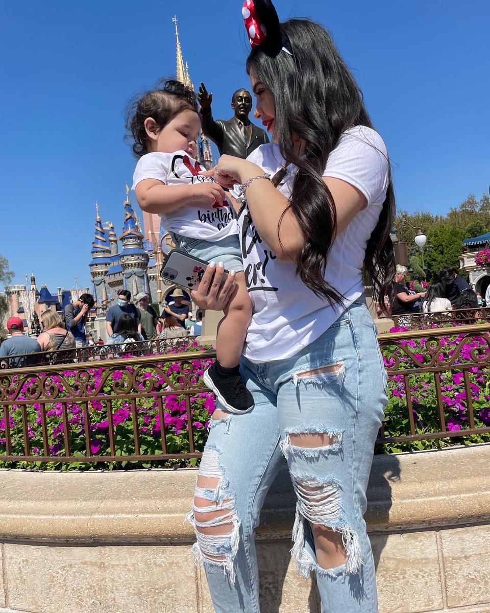 March 4th is forever a celebration ✨ HAPPY FIRST BIRTHDAY  BABYGIRL🤍 I love you forever