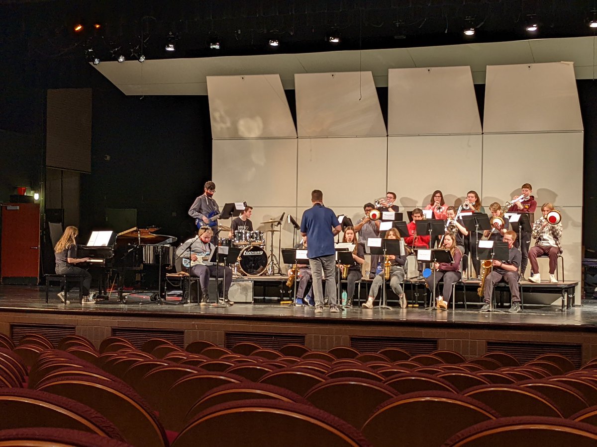 A fun day has started at Lakeville South High School, filled with jazz music! Currently observing the Southeast Honor Jazz Band, and they are really swinging!! Proud of our K-M musicians, Paige and Braeden! <a href="/KMBands/">Kasson-Mantorville Bands</a> <a href="/KM_Activities/">KM Activities</a> #kometexcellence