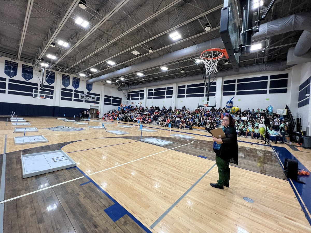 carolynfinley's tweet image. My favorite work day of the year 🥰 380 4th and 5th Graders competing in our Humble ISD Elementary Robotic Open! #HERORobotics #HumbleISDcodes @HumbleISD