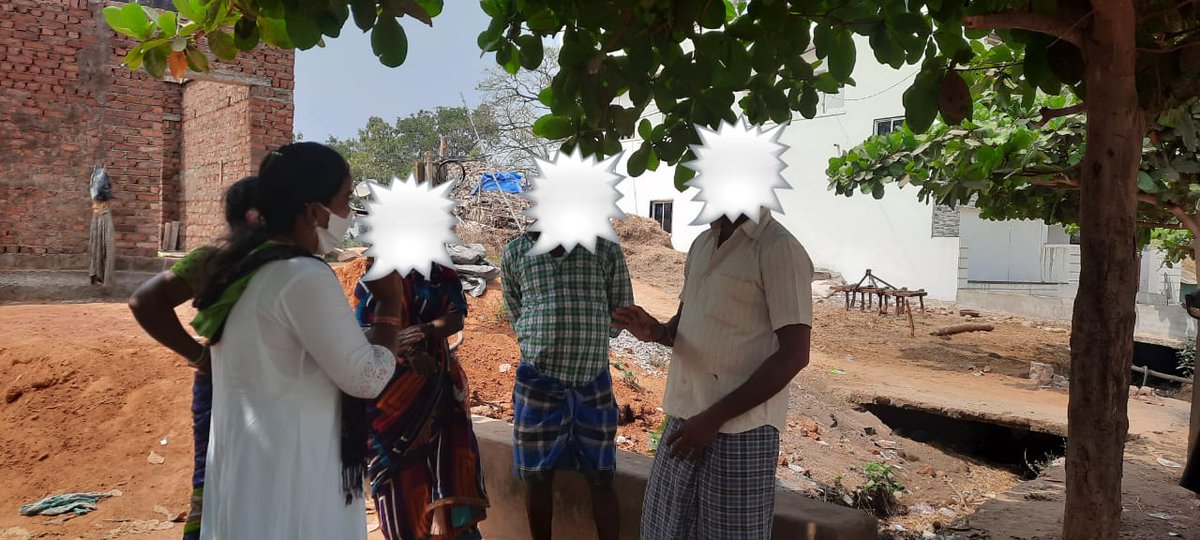 mahilapolicevzm's tweet photo. Within the intervention of #Mahilapolice in Grama/ward sachivalayam at ground level, women are reaching out with ease in case of any #crimeagainstwomen.Thus, eventually reducing harassment, #DVCases by proper counselling &amp; escalation of the issue.
@APPOLICE100 @PoliceVzm @sdpovzm https://t.co/fmvbHZ5tfl