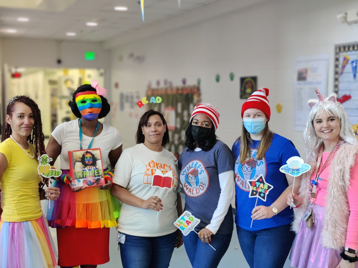 gummibear1908's tweet photo. So happy for a very successful Read Across America and Book Fair celebration! Very appreciative of the amount of participation! Ss were a bit sad to see the evening read alouds come to an end. (Too busy to take a lot photos 😜) @NTES_BCPS @KrisCoston https://t.co/JC5lB6wQM7