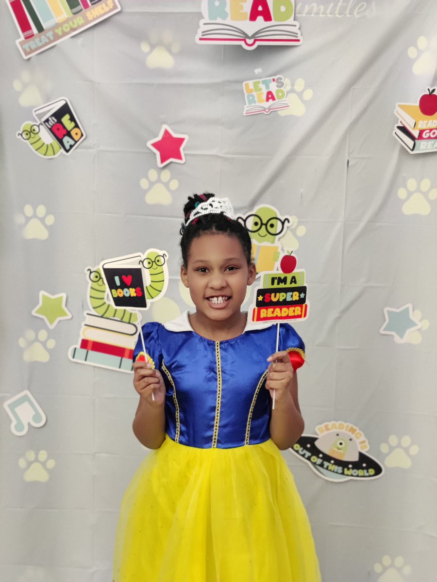 gummibear1908's tweet photo. So happy for a very successful Read Across America and Book Fair celebration! Very appreciative of the amount of participation! Ss were a bit sad to see the evening read alouds come to an end. (Too busy to take a lot photos 😜) @NTES_BCPS @KrisCoston https://t.co/JC5lB6wQM7
