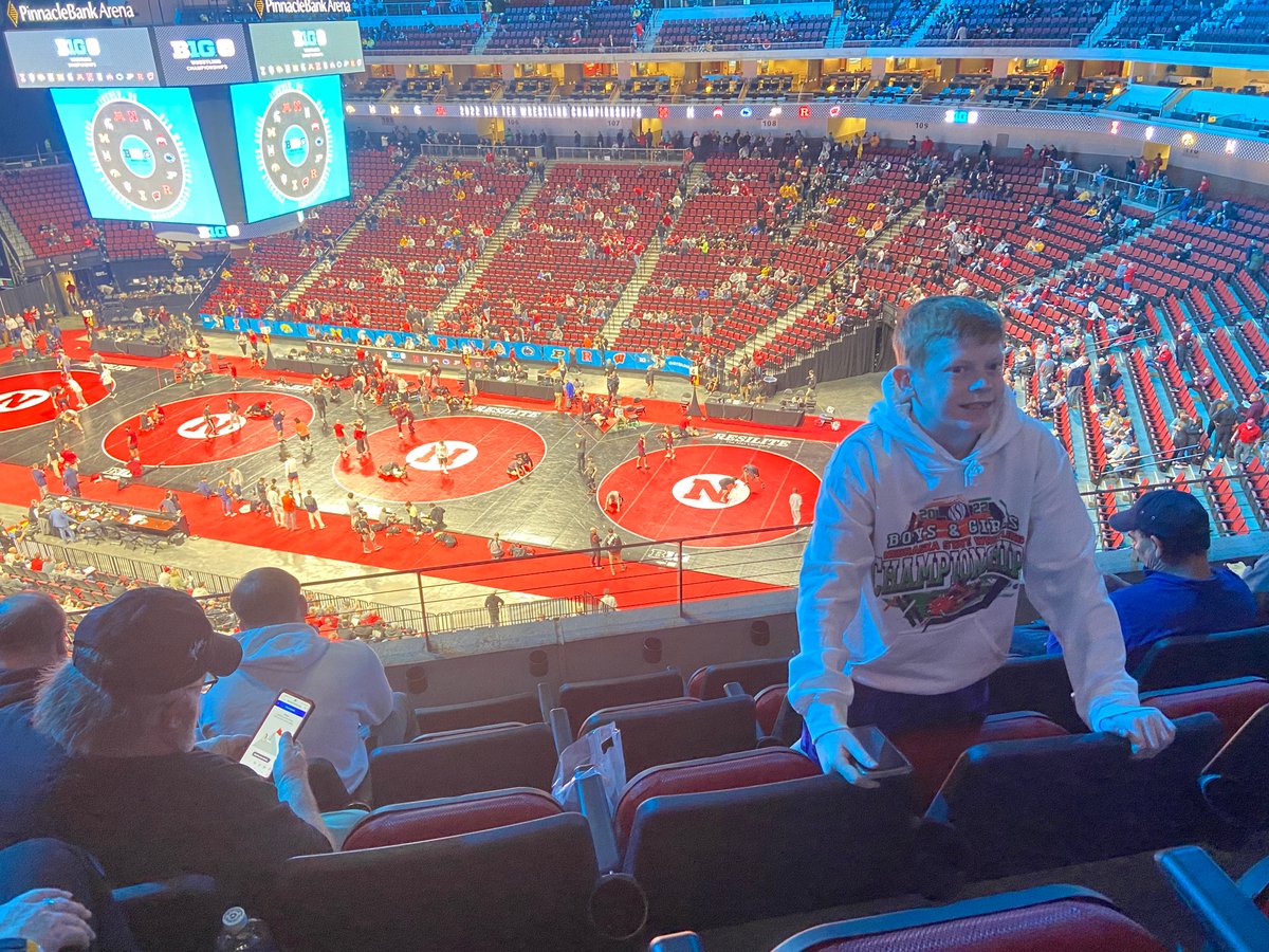 jim_ayresjl's tweet photo. Ayres, Ayres, and Ayres at Big 10 Wrestling ! https://t.co/2sl3cY7q8g