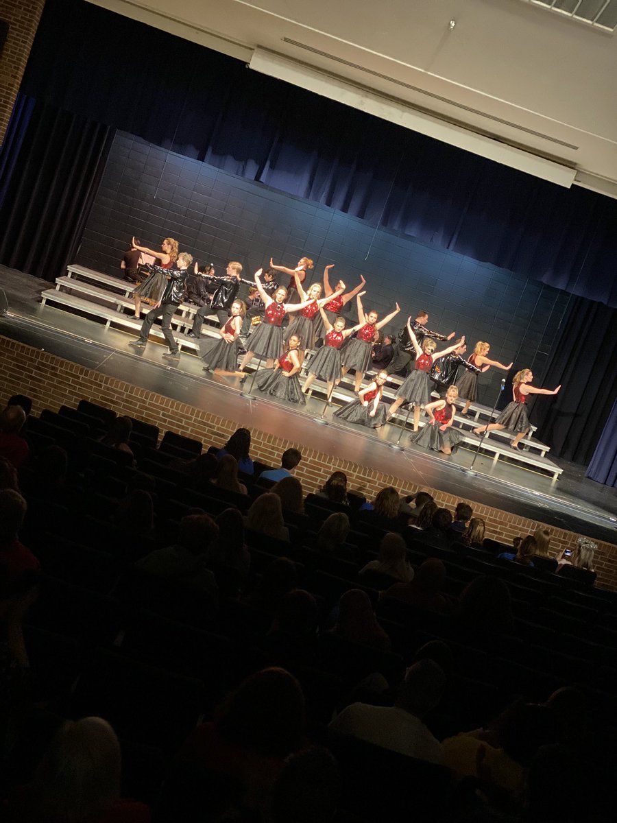 SDOpeningKnight's tweet image. Come “Hell or High Water” with Jessamine County “Dually Noted”! 🔥 😇 #OKS22 #showchoir