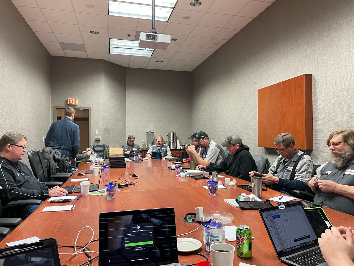 tinnacity_wit's tweet photo. You can count on F-M Forklift and Lift Pro Equipment! Leading suppliers of new and used forklifts with locations throughout North/South Dakota, Minnesota, Nebraska, Iowa, and Wyoming. In just four days, they were trained and live with Service IT. #Mobile #service #paperless https://t.co/92srSp9Bo9