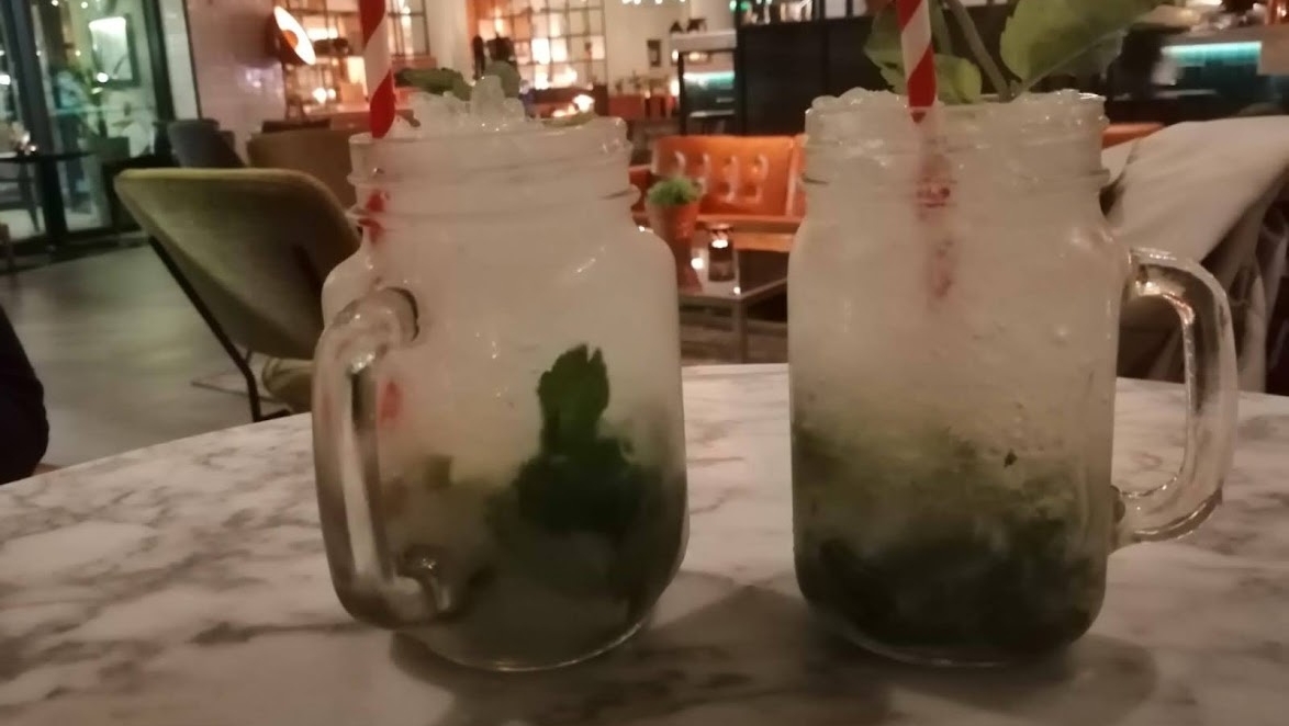 NuriaCorbi's tweet photo. I hope you're enjoying your weekend and a well-deserved break, Home Bosses!
This is my treat for a week of hard work ๐น
#enjoyingmyweekend #mojitotime https://t.co/77lN8Hsizm
