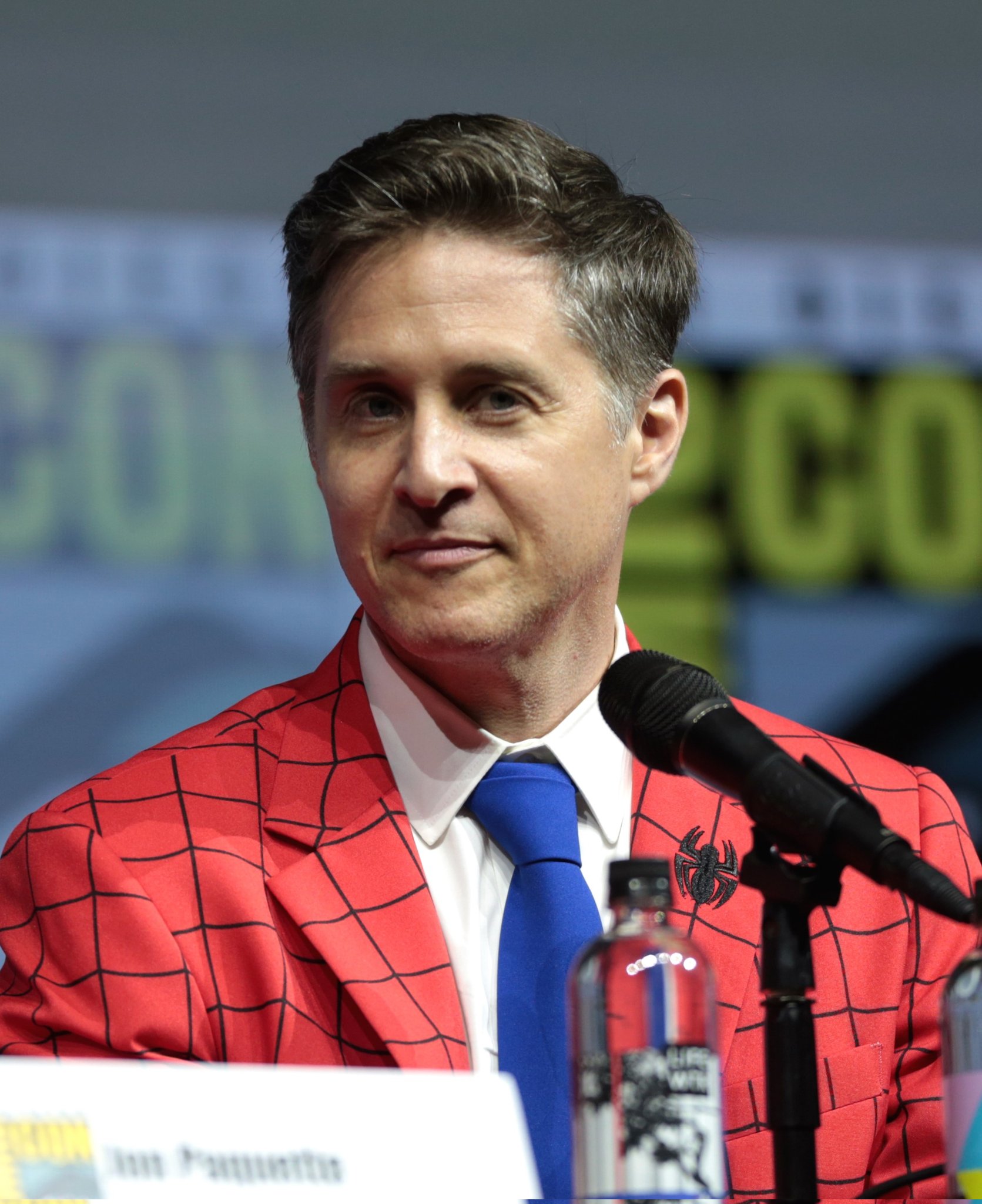 A very happy birthday to Yuri Lowenthal, voice of Clive & Randall! 
