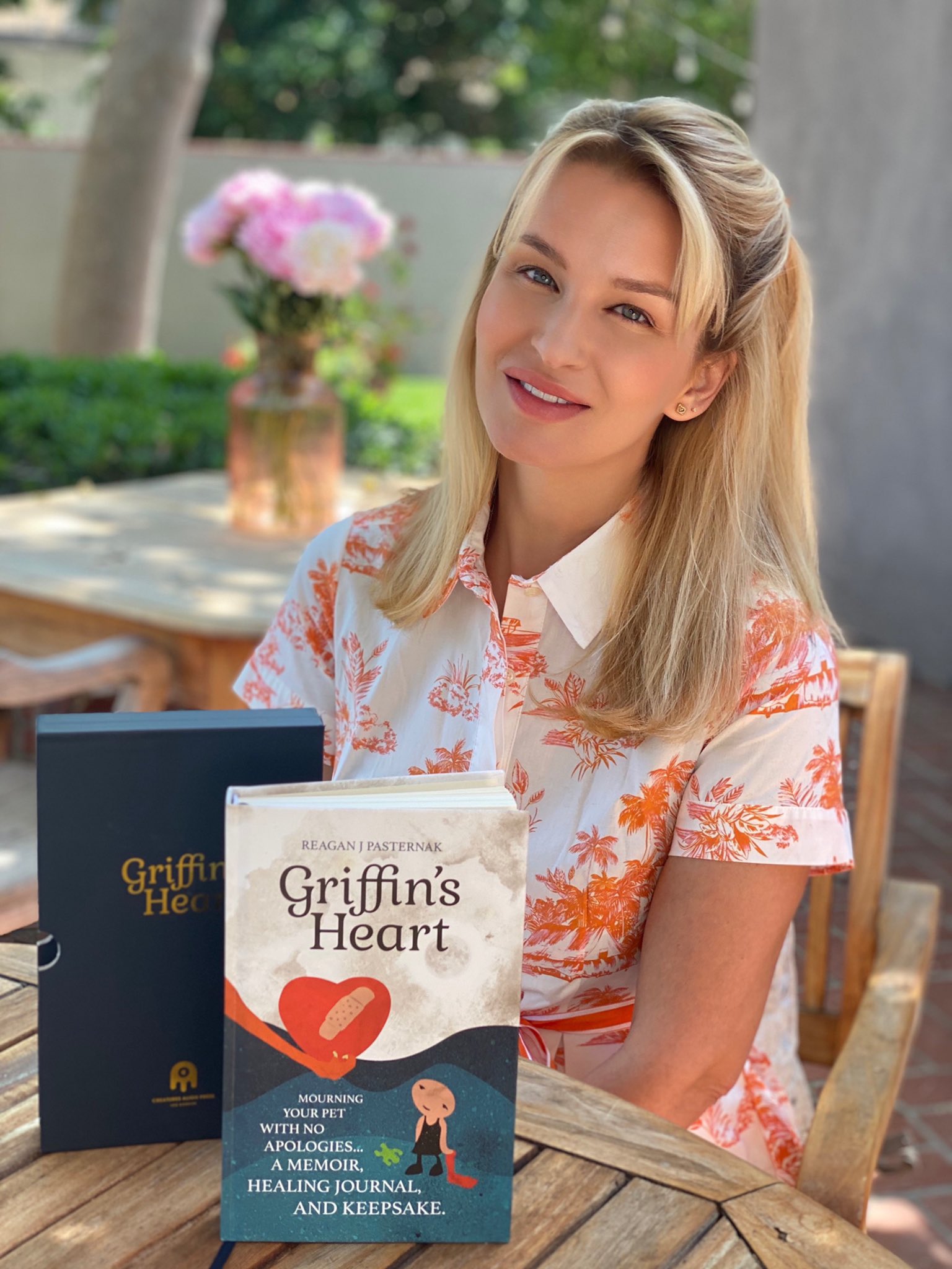 Jaycee Dugard on X: "On Sat. 3/26 at 2:30 pm PST, join me, @DrRebeccaBailey  and Actress/Author @ReaganPasternak for a live @Facebook video discussion:  "The Culture of Grieving Our Animals. #Griffinsheart  https://t.co/rx8zaBaksJ" /