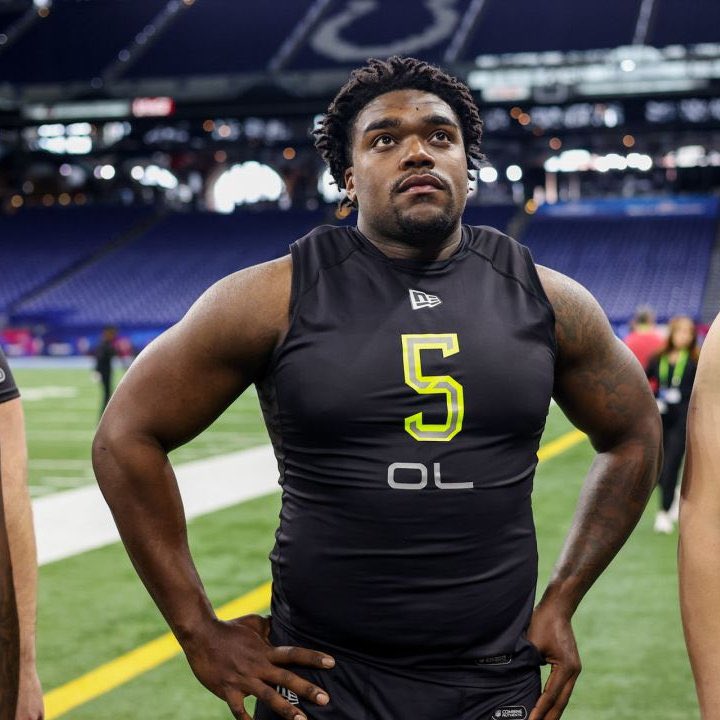 CarterJaTyre's tweet photo. 🌟 #PathtotheDraft https://t.co/IbQvQyqNlW