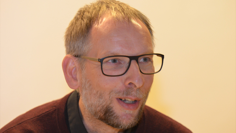 emkde's tweet photo. Einfach mal richtig handeln - Pastor #FrankAichele, , Koordinator für Internationale und Migrantengemeinden, mit Gedanken zu einem Vers aus Matthäus 26: Bleibt wach und betet ... (Vers 41)
#IZW #ImpulsZurWoche https://t.co/MA0DnPLKCp
#Prayermate https://t.co/Y0rNVfjVRw https://t.co/CUbrXIuffs