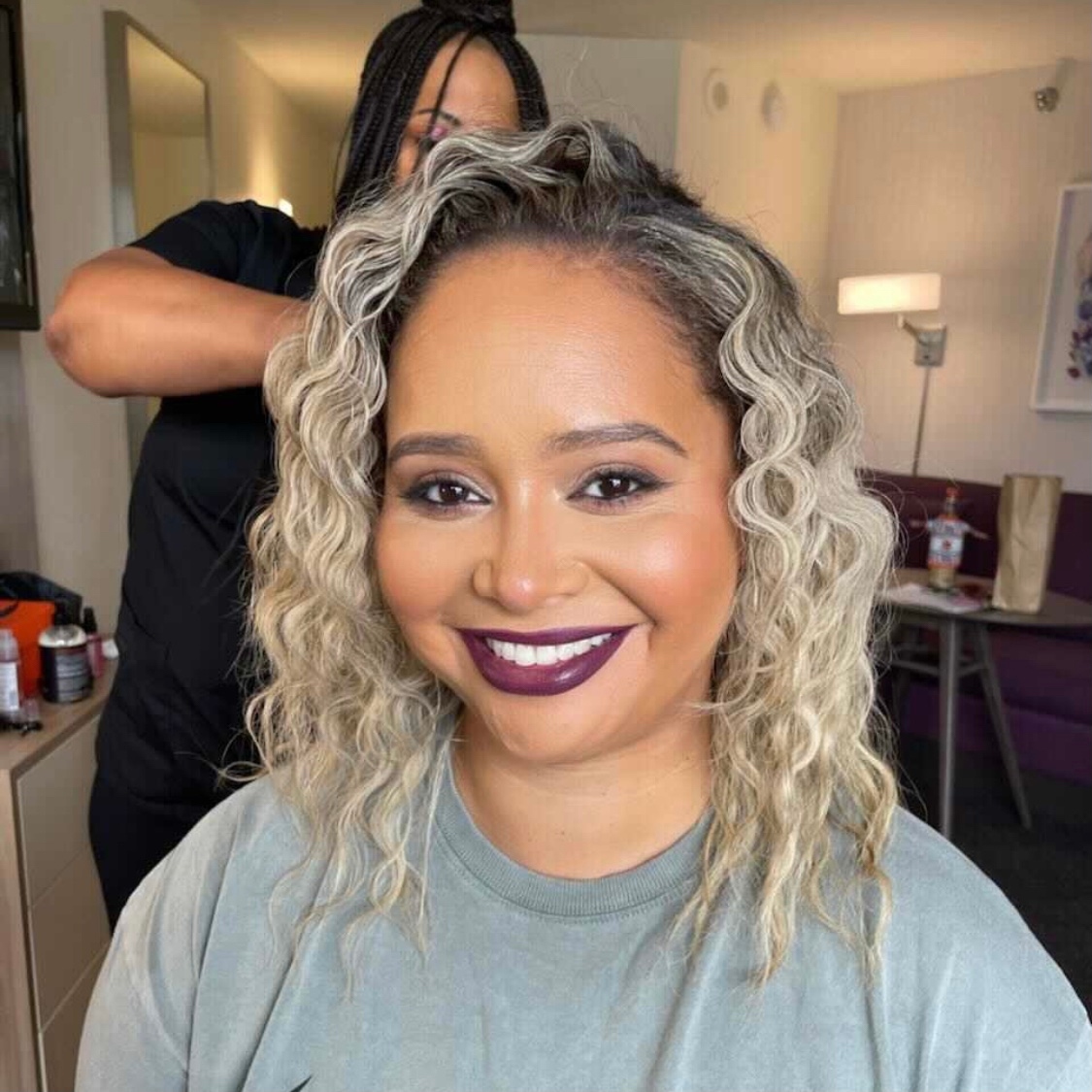 spa_theory's tweet photo. Getting ready for a night out without the hassle of doing any of the getting ready! #athomemakeup #athomehair https://t.co/Ho4GuuK4xT