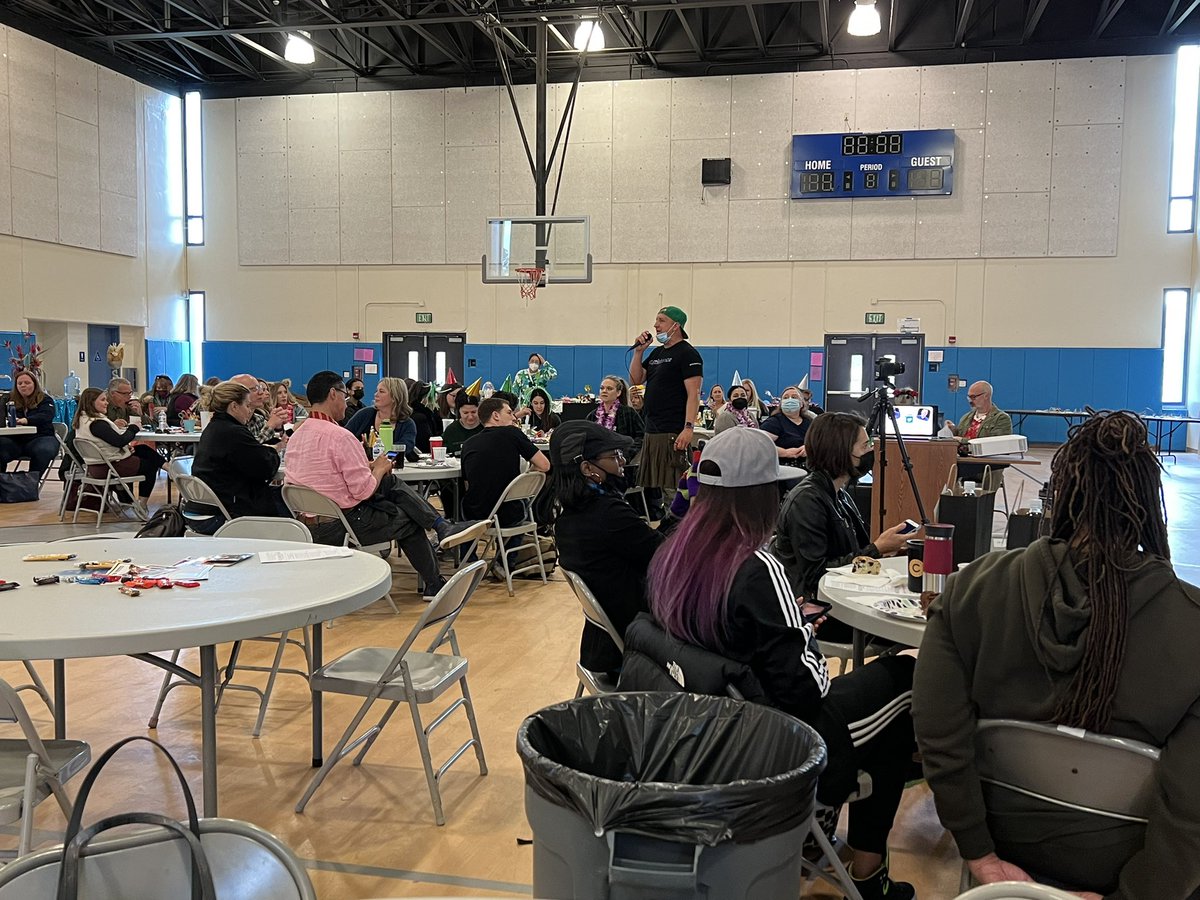 DKriedeman's tweet photo. Teacher’s rock! Let’s get #DesignCampSD started!#
#Joyzistance
Dreamers and Disruptors welcome! @drchagala @kalebrashad https://t.co/LyZJNnfPuD