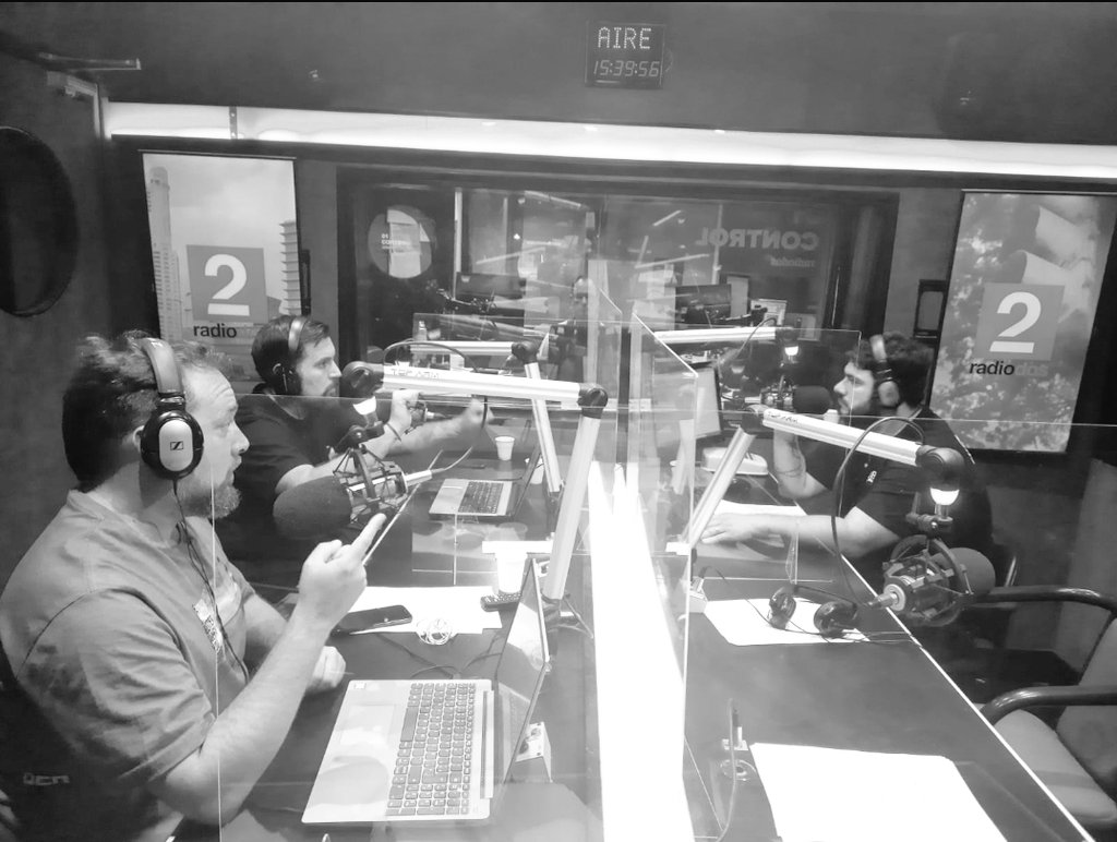 juampyverardi's tweet photo. Sábado lluvioso 14hs #RadioFutbolClub 👊🏻⚽📻 por @radio2rosario
I M P E R D I B L E !!!!
La previa de #Newells ante #atleticotucuman y se vienen cambios en el área fútbol rojinegro?
Además un protagonista de lujo de #RosarioCentral y mucho más!!!
Un programa #sinrodilleras https://t.co/DUnOTb2Zk6