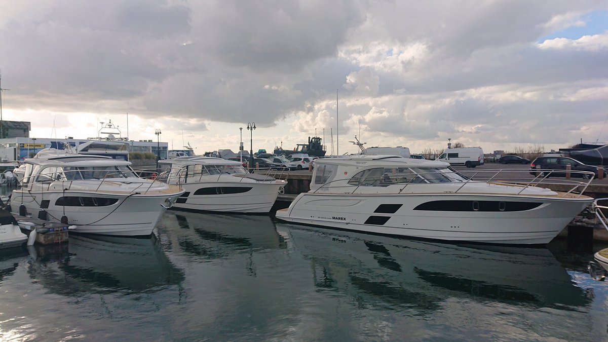 Queuing up for our start of season preps! 200ft of #Marex boats with us at the moment and it's a bit of a squeeze! 🛥 🛥 🛥 🛥 🛥 🛥