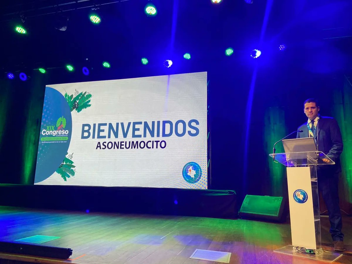 juandavidorl's tweet photo. 👉 Complacido de poder llevar el mensaje del manejo de los pacientes con rinosinusitis crónica 🤧 a los colegas de neumología 🫁 en su congreso nacional 🇨🇴 además de compartir nuestra visión desde la otorrinolaringología 👃con nuestro consenso nacional @acorlco 👌 https://t.co/xC9fpEBu47