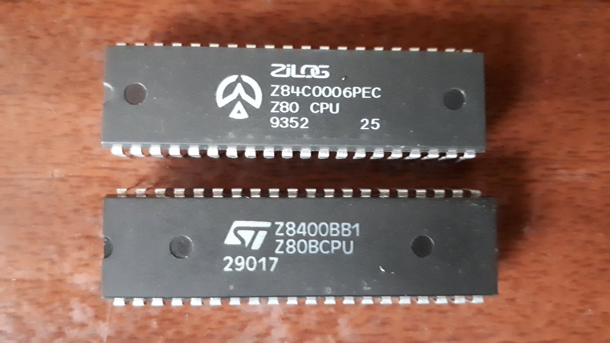 Revisando cajones encontré estos míticos CPUs